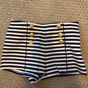 Sailor stretch shorts